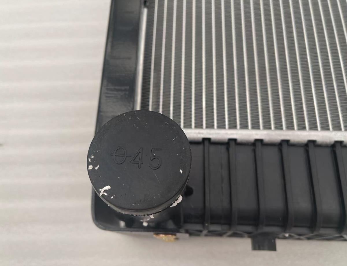 I-Shacman Delong F3000 Aolong Aluminium Radiator Assembly DZ9112532888 B