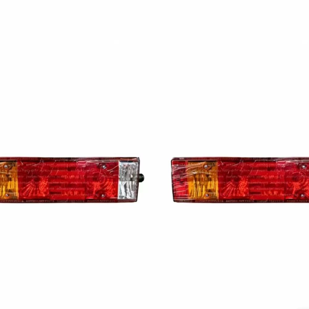 I-Shacman F3000 I-Rear Tail Light Lamp Assembly 81252256464 81252256465